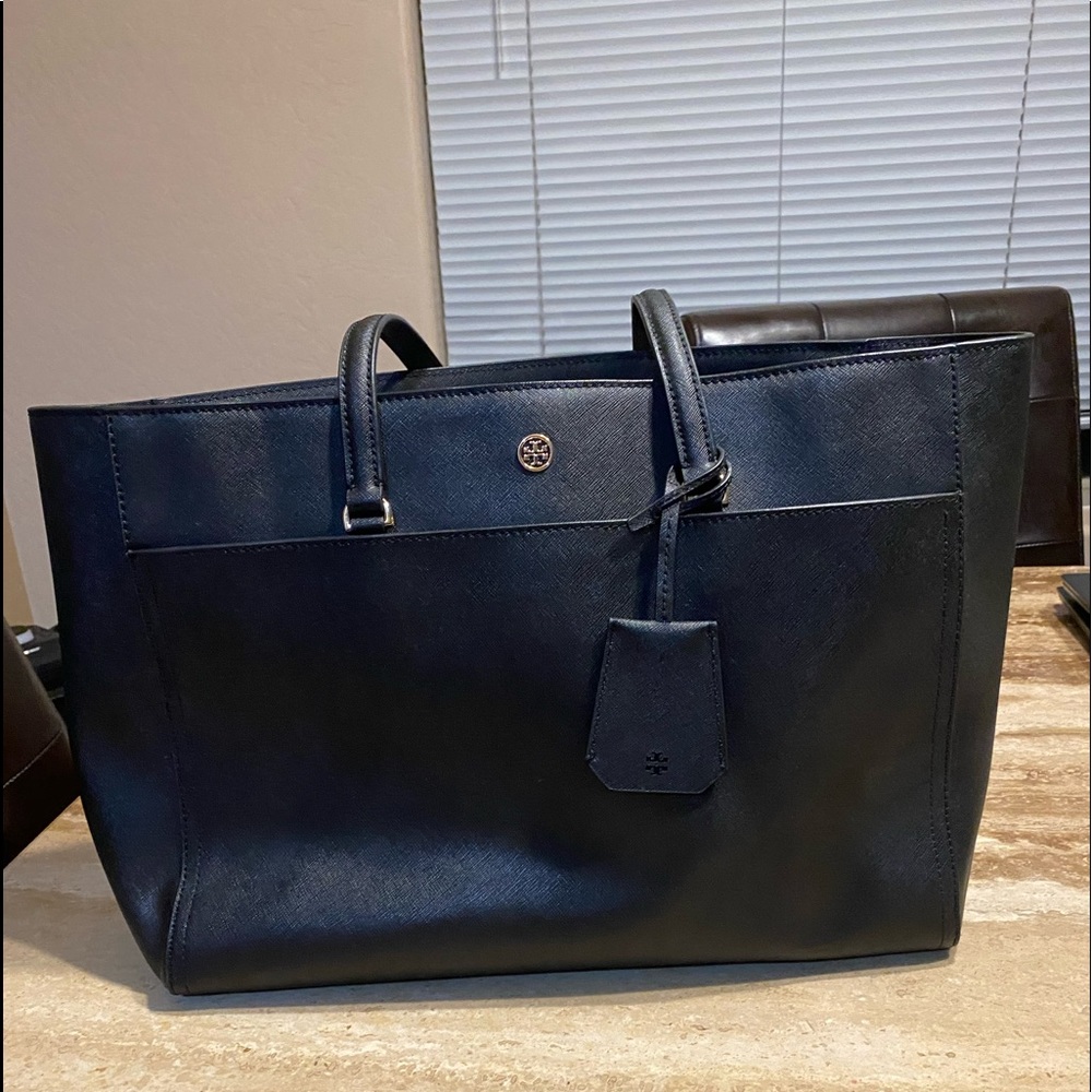 Tory Burch black leather purse